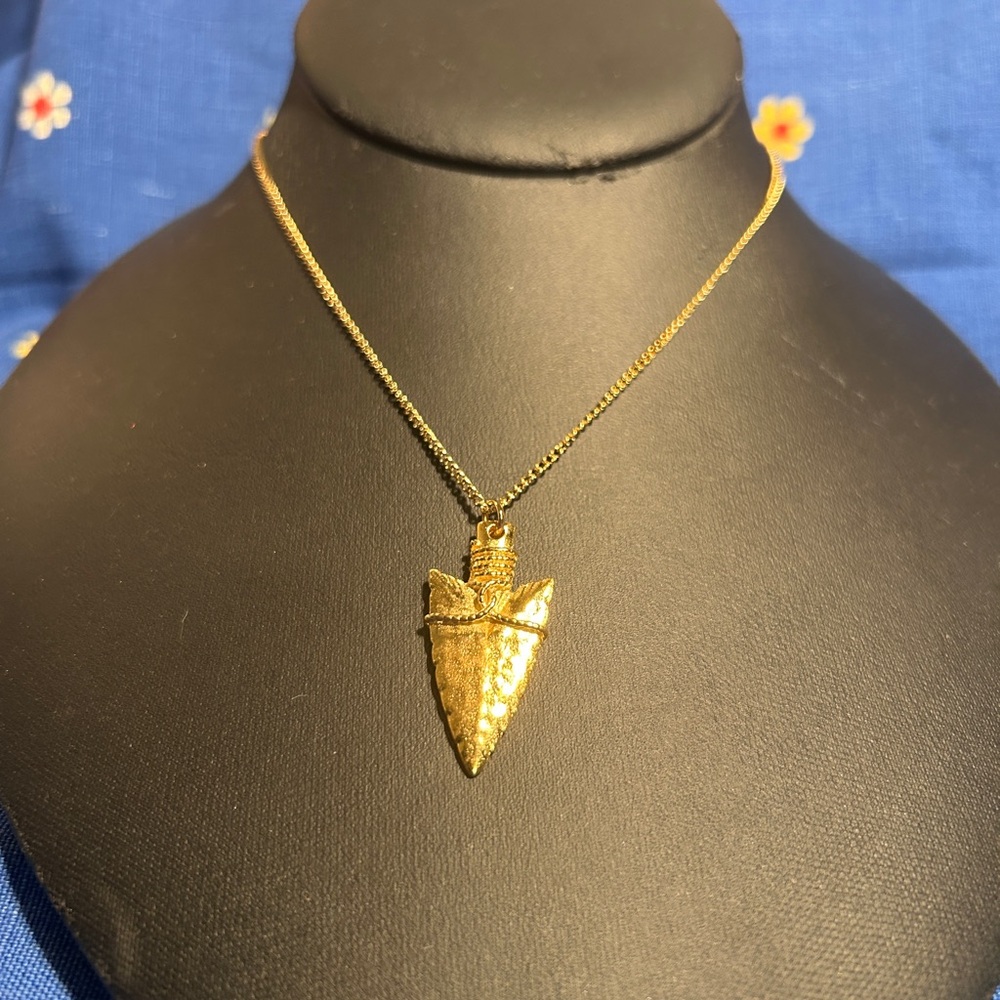 🍓Deadstock Vintage Gold Plated Arrow Head Necklace